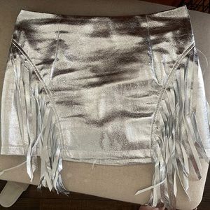 Fashion Nova fringe skirt in silver size small